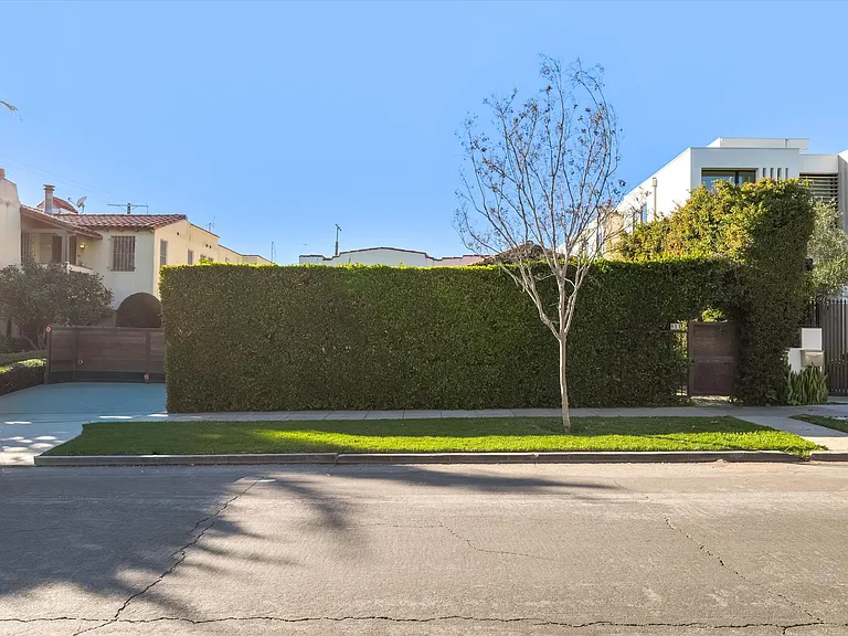 809 N La Jolla Ave — Photo 35
