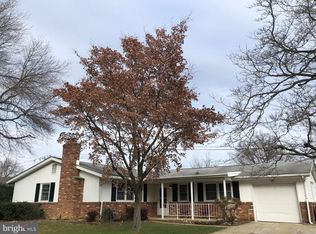 2609 Longfellow Dr, Wilmington, DE 19808