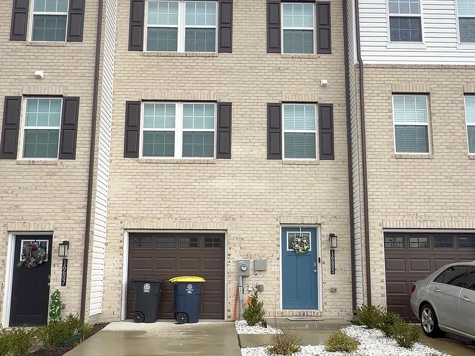 16605 Green Glade Dr