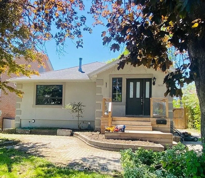 7698 Kipling Ave