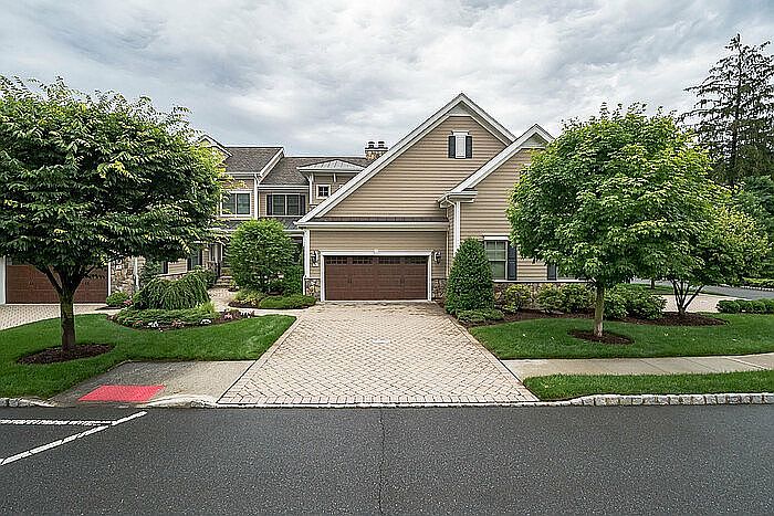 1st image of 9 Cherrywood Ct