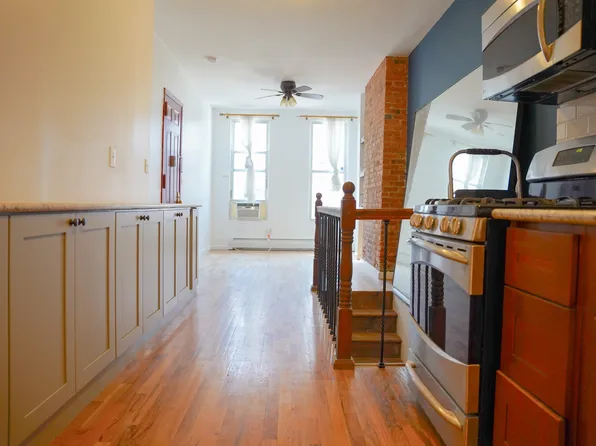 137 Street Nicholas's Avenue image 1 of 30