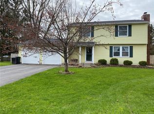 3869 Condor Cir, Liverpool, NY 13090