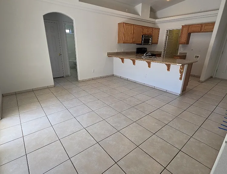 3225 N Yavapai St — Photo 4