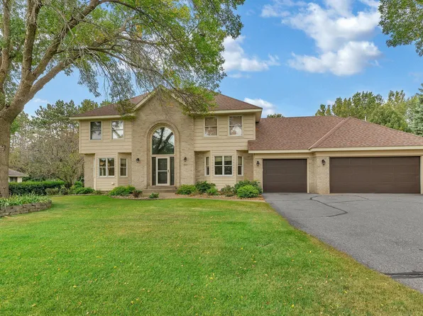 2703 Meadowrose Blvd, Saint Cloud, MN 56301