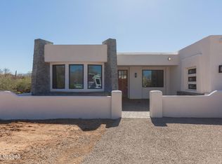 3240 N Bouchard Pl, Tucson, AZ 85749
