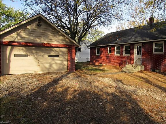 2nd image of 202 Louisiana Ave