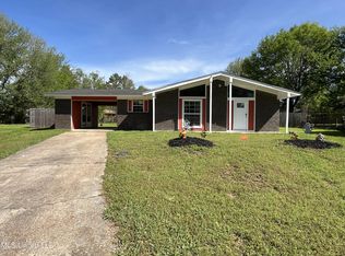 112 Truman Cir, Jackson, MS 39213