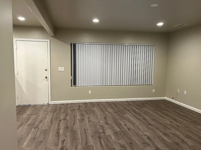 438 Santa Mariana Ave — Photo 6