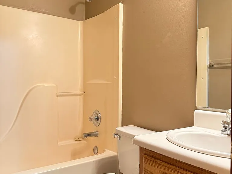 20 Edgehill Cv — Photo 12