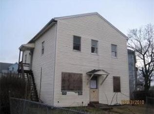 89 Southgate St, Worcester, MA 01603