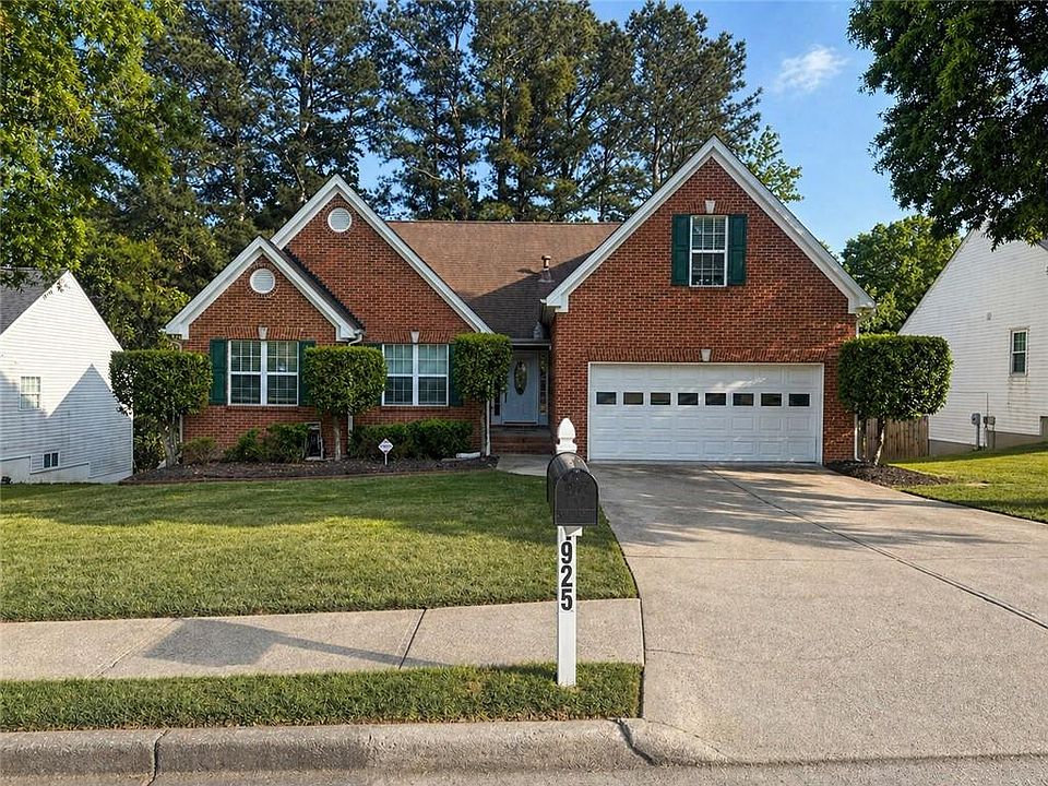 1st image of 1925 Heatherton Rd
