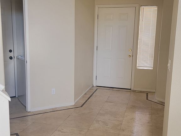 3rd image of 5424 Silverheart Ave