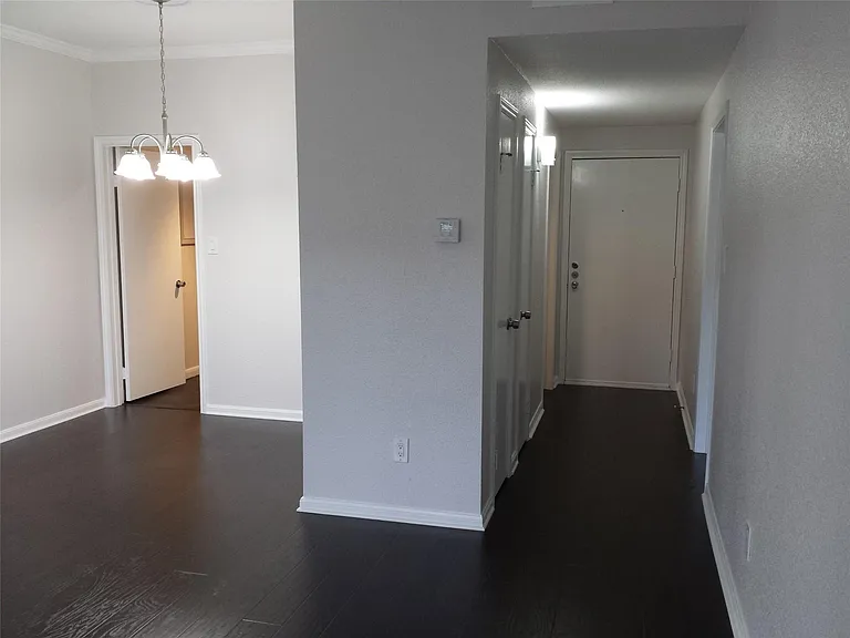 2400 N Braeswood Blvd #312 — Photo 5