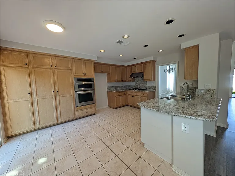 2504 Rutland Pl — Photo 10