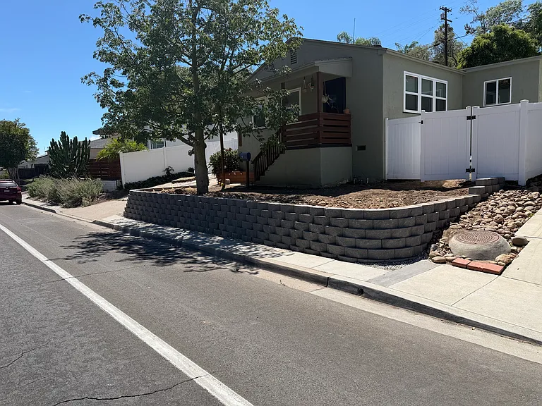 4272 Harbinson Ave — Photo 2
