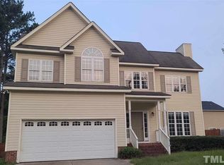 412 Hunters Ridge Dr, Creedmoor, NC 27522