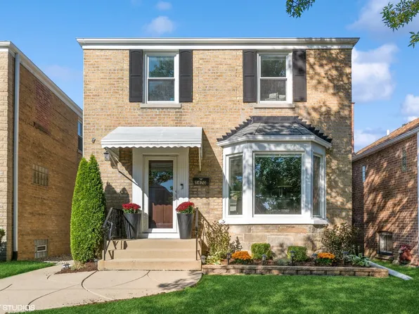 5470 N Sayre Ave, Chicago, IL 60656