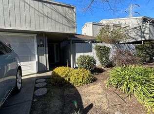 413 Rio Del Oro Ln, Sacramento, CA 95825