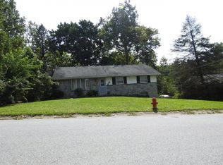 57 Tennyson Dr, Lancaster, PA 17602