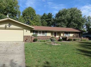 8804 W Butternut Rd, Muncie, IN 47304