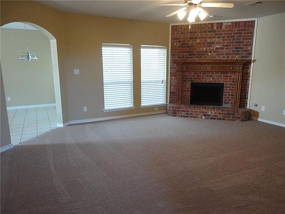 5th image of 1239 Hampton Bay Dr