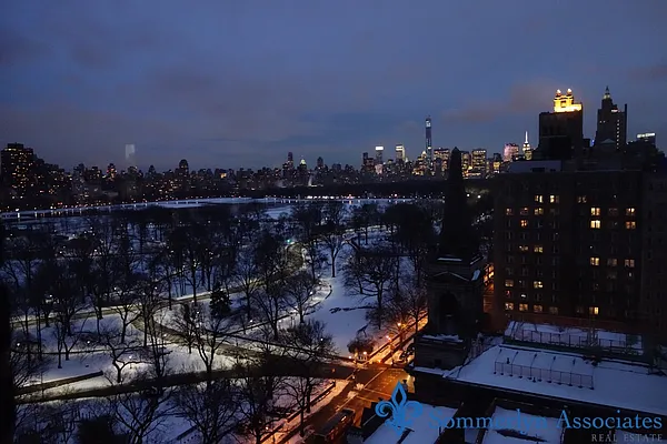 Rented by Sommerlyn Associates | media 21