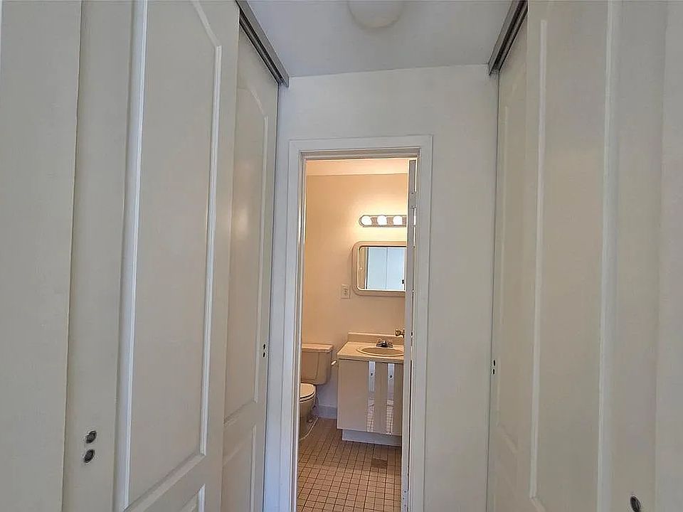 1st image of 12-29 Diane Pl #195-U