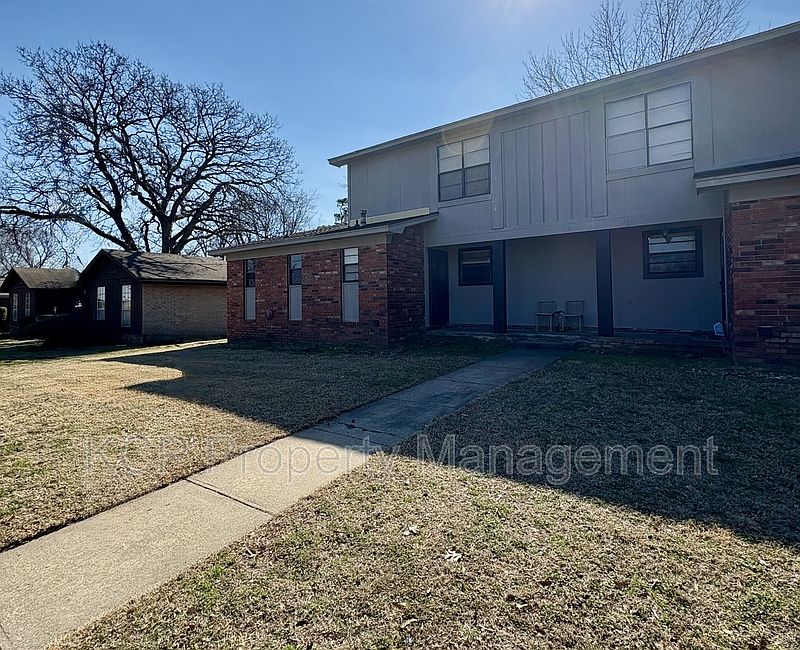 1st image of 4726 S South St #U