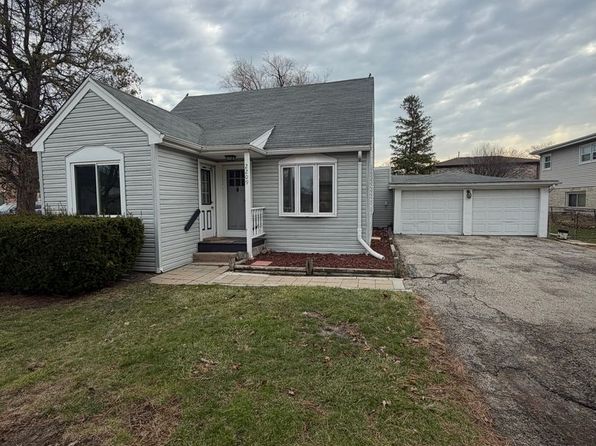 2209 Douglas Ave