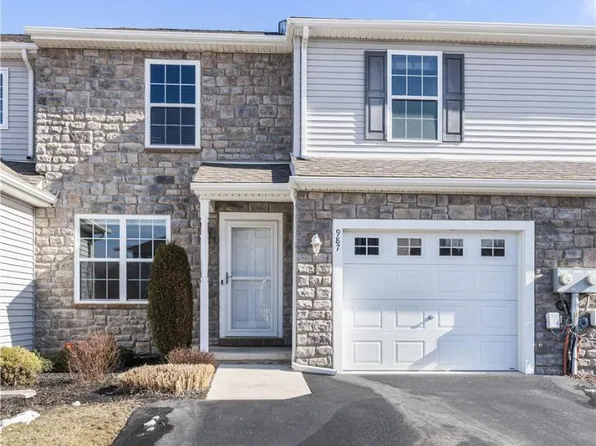 987 S Fork Dr, Easton, PA 18040