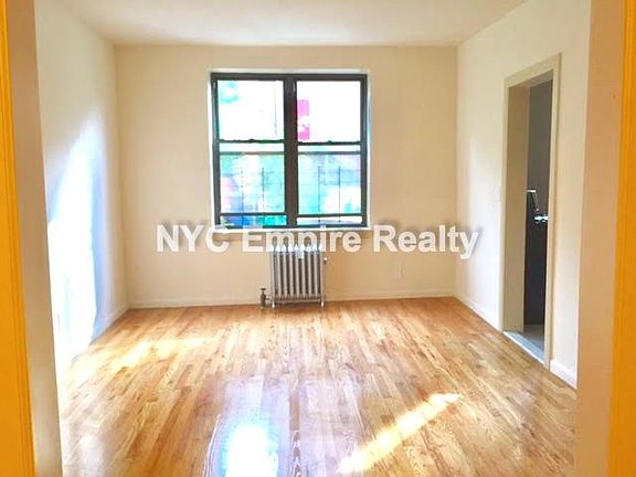 3rd image of 35 Hamilton Pl APT 602