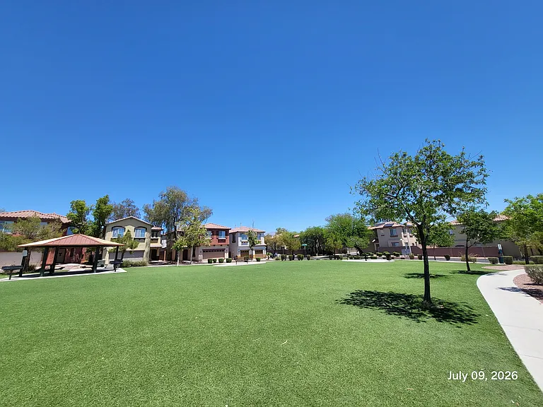 8925 Rosewood Meadows Ct — Photo 20