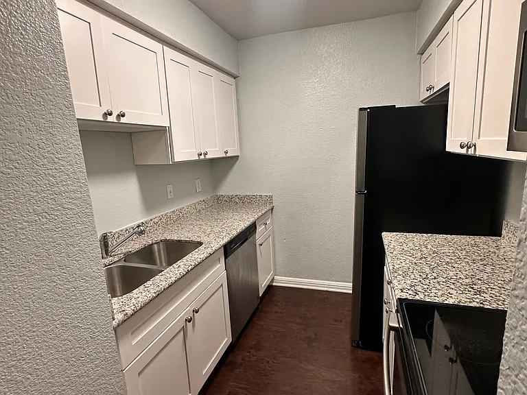 Cavalcade Heights 735 LLC — Photo 28