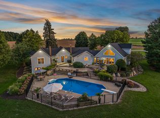 2841 132nd Ave, Hopkins, MI 49328