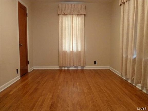 5th image of 8908 Harold Dr