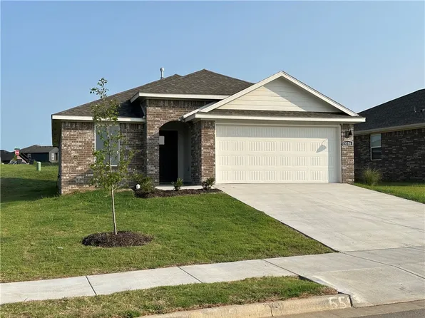 5325 Selah St, Springdale, AR 72764