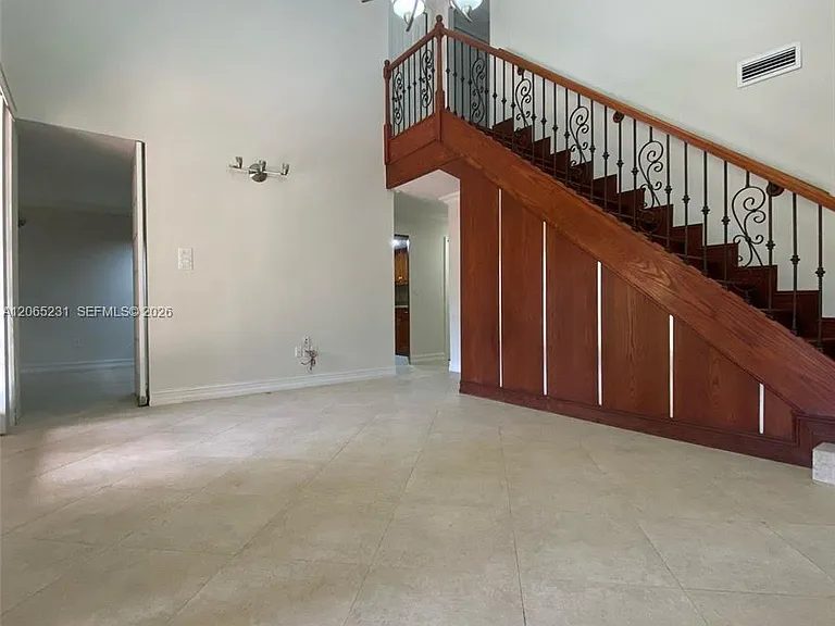 12432 SW 94th Ln — Photo 2