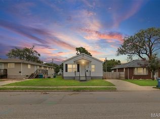 833 State St, Wood River, IL 62095