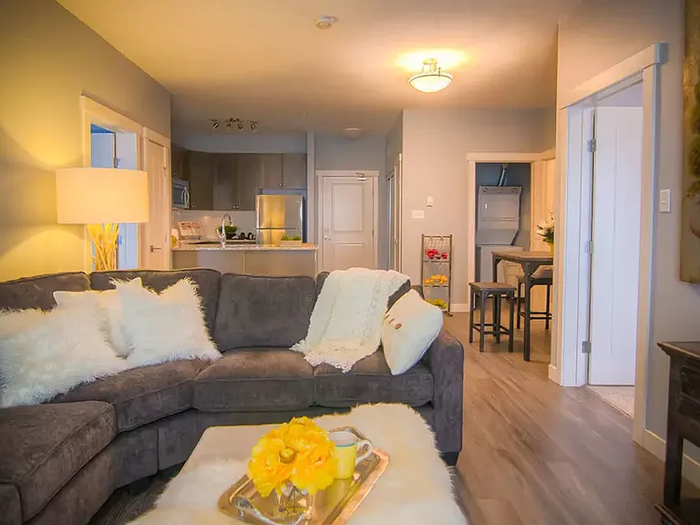 6201 Grant Macewan Blvd — Photo 12