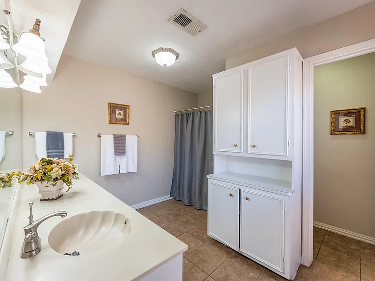 6030 Gallant Forest Dr — Photo 21