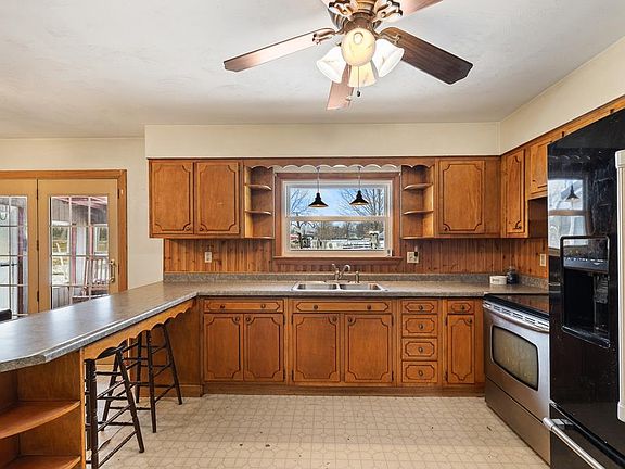 4th image of 1252 Township Road 608