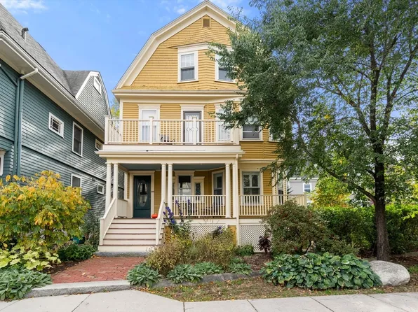 180 Fayerweather St #1, Cambridge, MA 02138