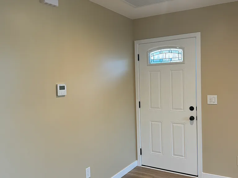 17065 Ludlow St — Photo 10