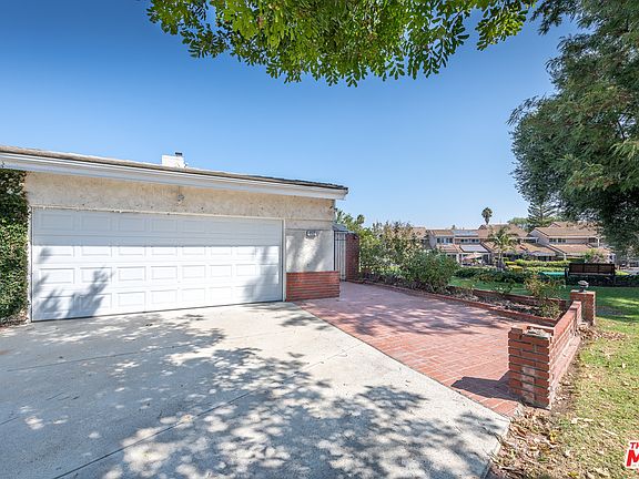 4th image of 4602 Park Mirasol