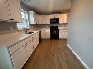 233 Bethel Dr, Lancaster, PA 17601