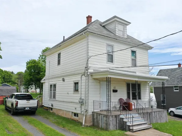 65 View St, New Glasgow, NS B2H 2G3