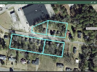 1116 Phillips St, Clinton, NC 28328