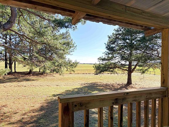 2nd image of 20 Buck Branch Rd