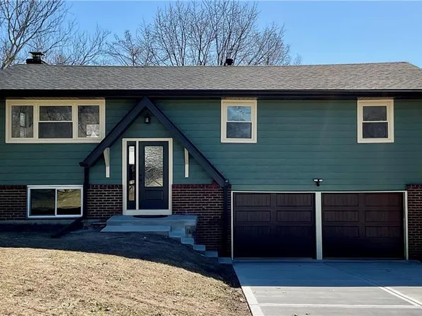 22311 W 74th St, Shawnee, KS 66227